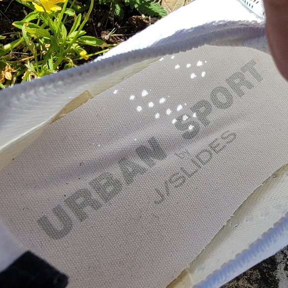 URBAN SPORTS by J SLIDES ♡ White Canvas Red|White|Blue w/Chrome Lace Sneakers 9M - Picture 5 of 16